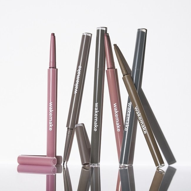 Real Defining Pencil Liner 01 Natural Black (-)